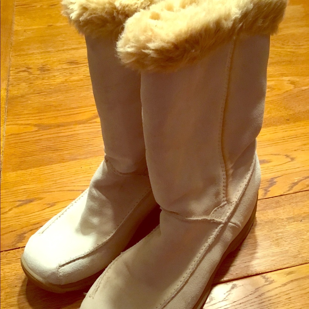Leather, water proof boots By Studio Brilliant